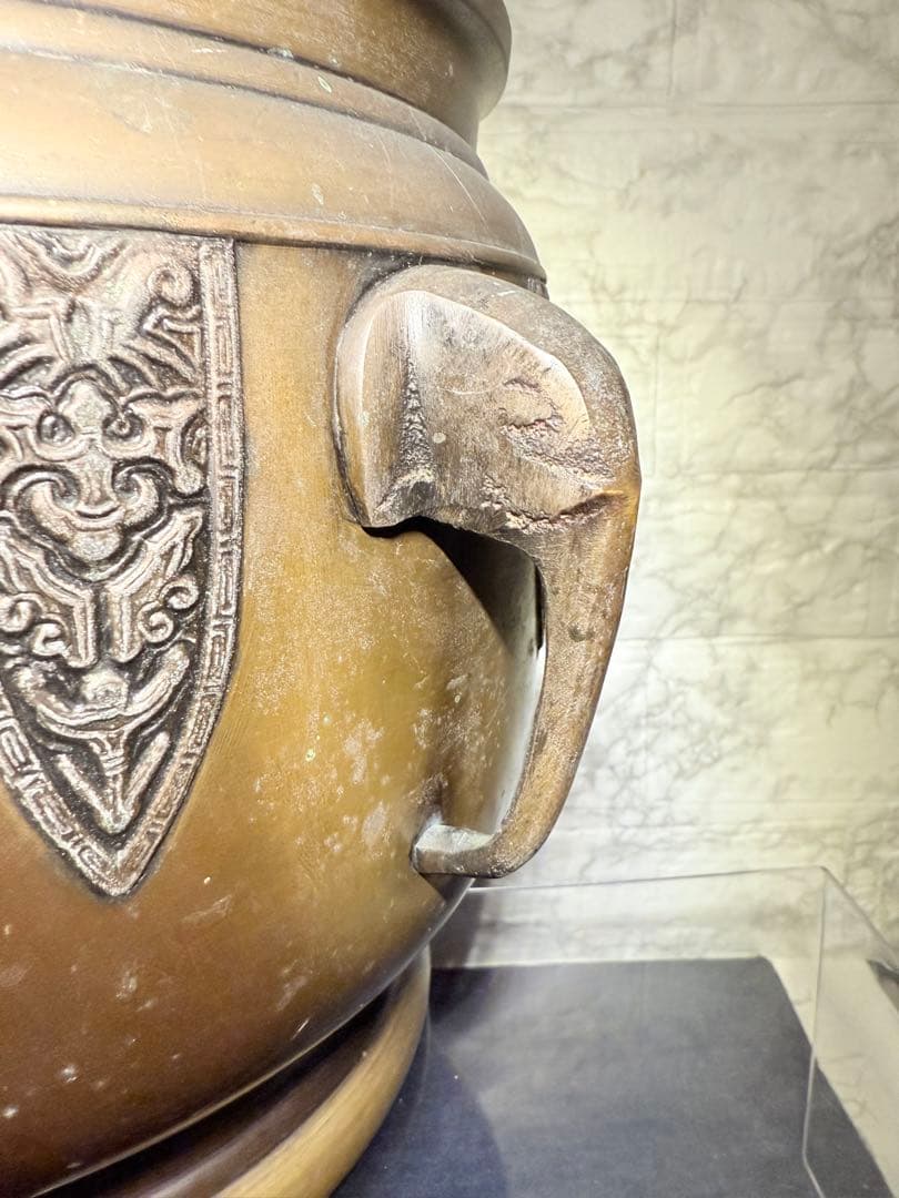 【極希少】 象双耳 真鍮製 火鉢 圧巻の細密彫刻 時代物 古美術 睡蓮鉢にも