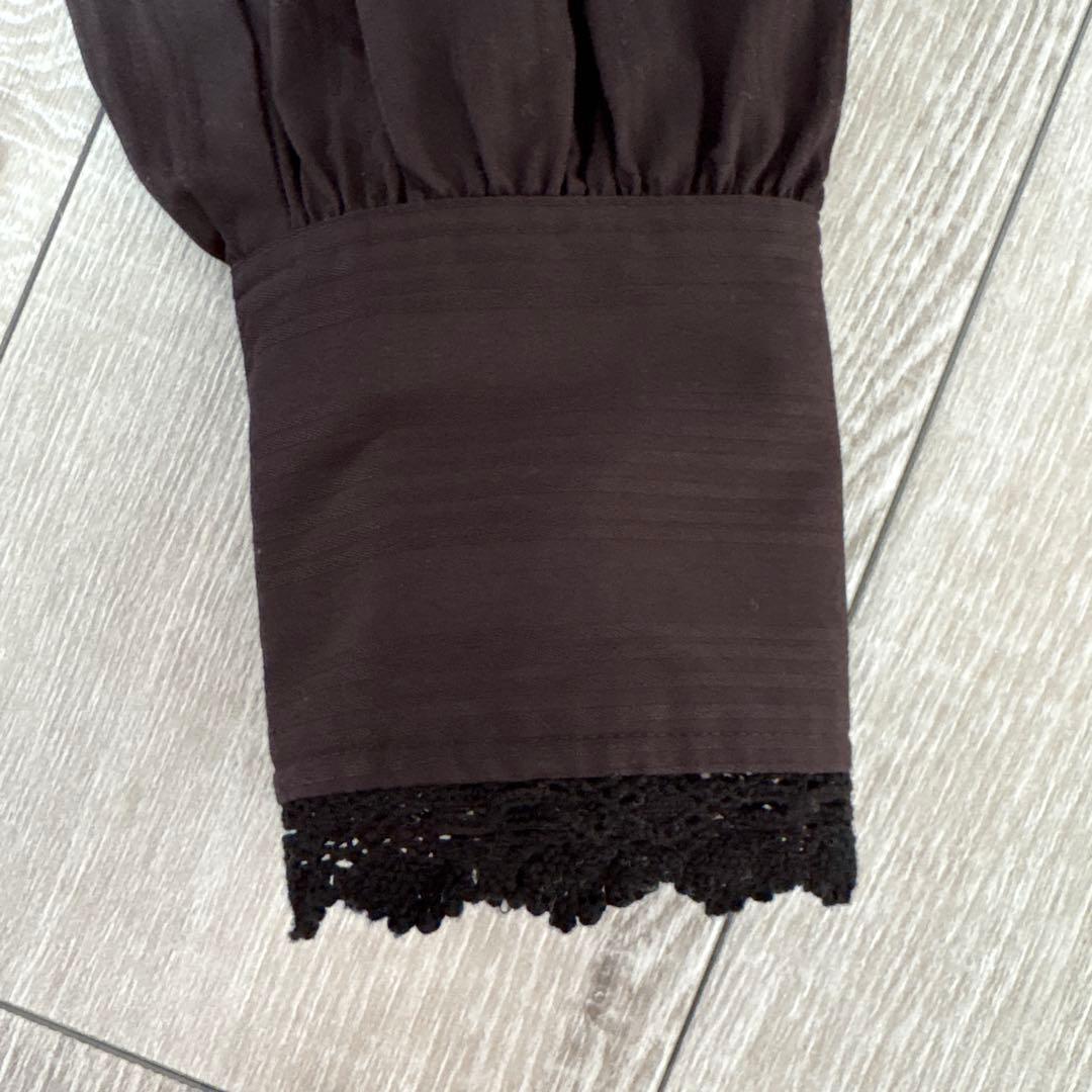 【ヴィヴィアンウエストウッド】長袖シャツ 黒　ブラウス　予備ボタン付き