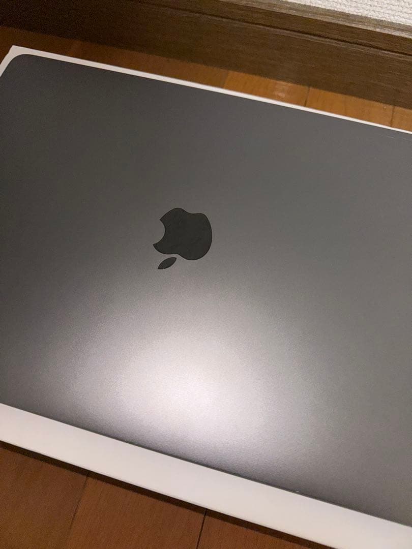 【美品】MacBook Pro 13_2020 i7/32GB/512GB_SV