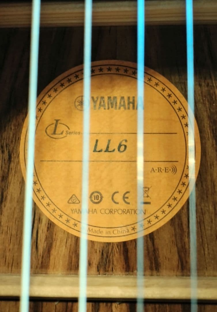 Yamaha LL6 ARE アコースティックギター ギターケース付き