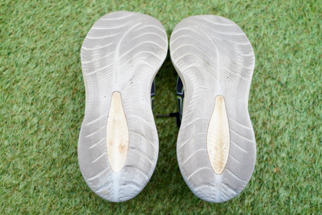 アシックス カーボンランニングシューズ26.5cm