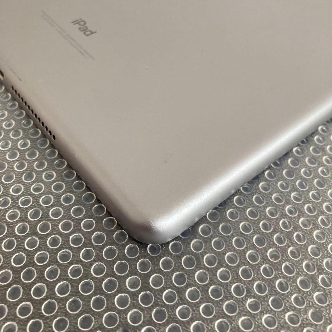 3166【早い者勝ち】電池最良好☆iPad5 第5世代 32GB SIMフリー☆