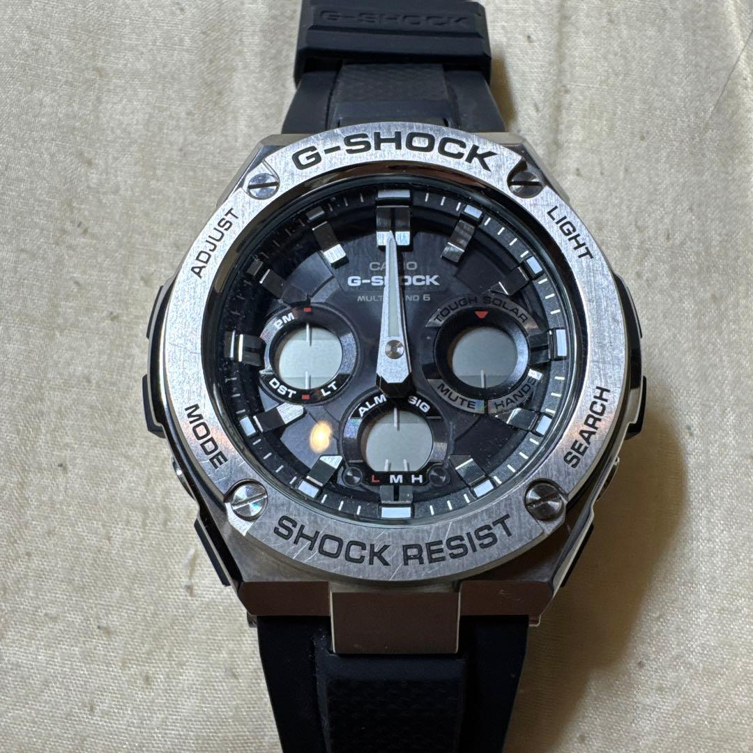 G-SHOCK GST-w110 デジタル腕時計 ブラック/シルバー