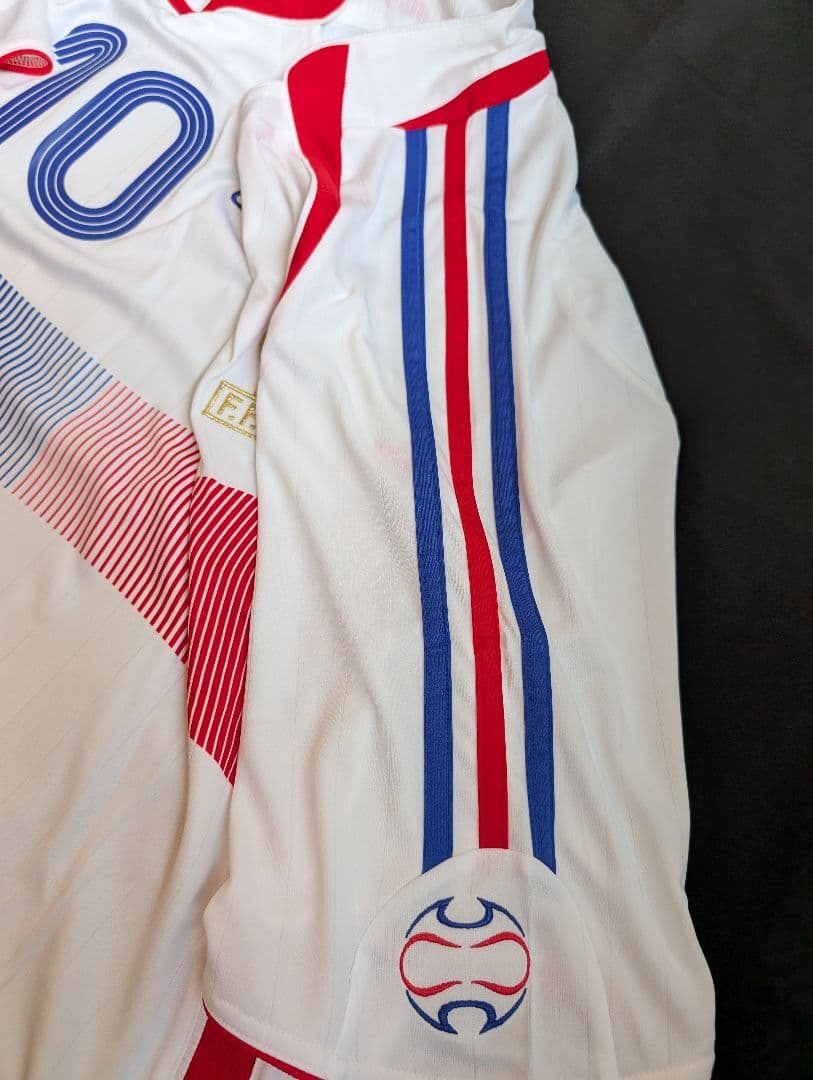 【新品タグ付き】フランス代表/ジネディーヌ・ジダン/A/2006W杯頭突きモデル