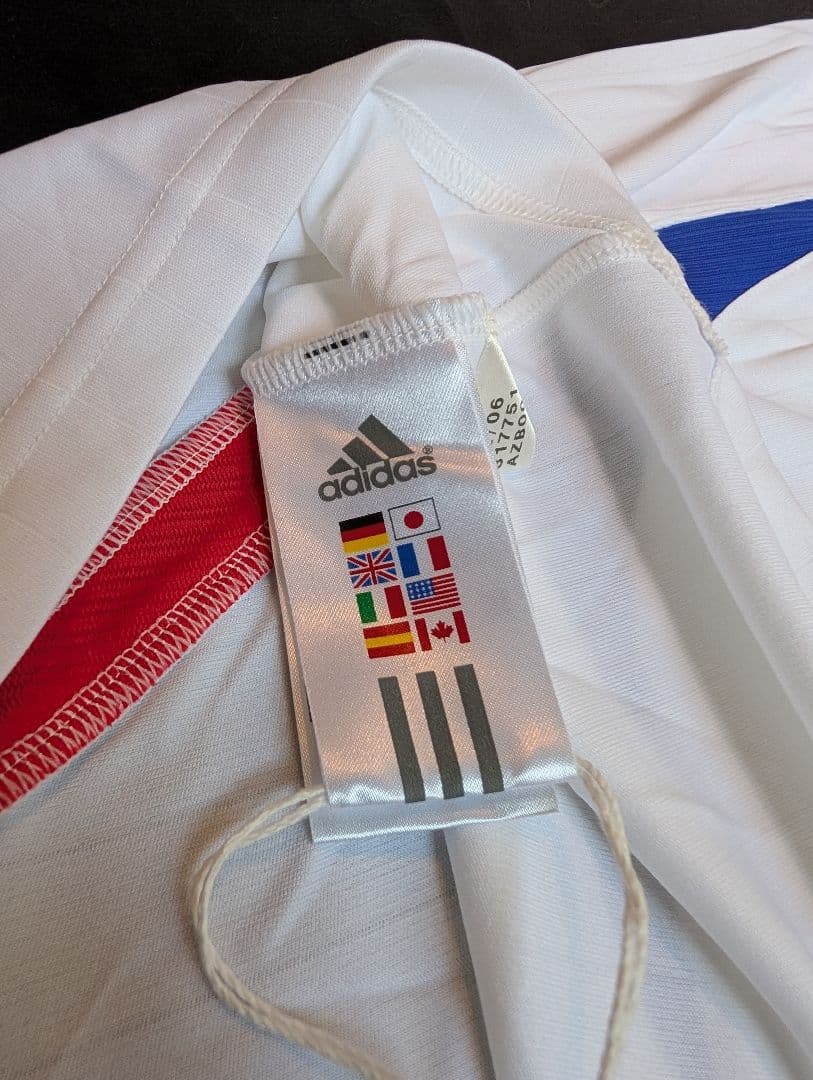 【新品タグ付き】フランス代表/ジネディーヌ・ジダン/A/2006W杯頭突きモデル