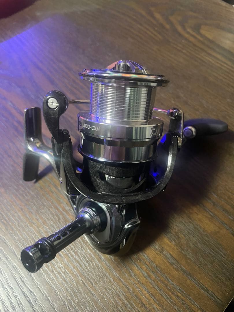 シュン　ダイワ　18イグジスト　LT4000-CXH スピニングリール