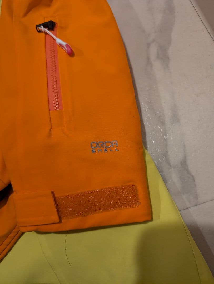 今日だけ値下げフェニックスレディース スキーウェア L 新品タグつき