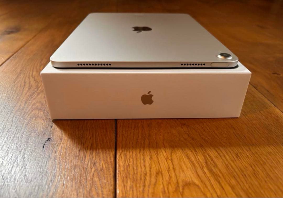 Apple iPad Air (256GB )Wi-Fi 本体/スターライト