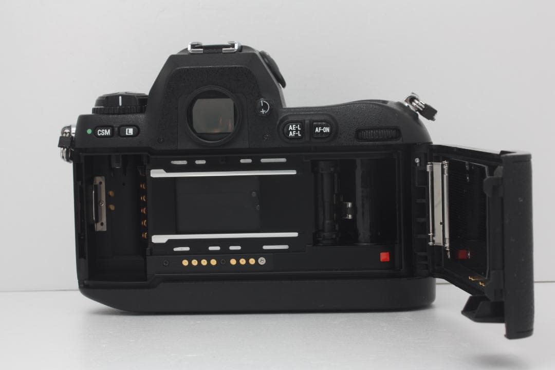【ジャンク】ニコン Nikon F100 ボディ #250a