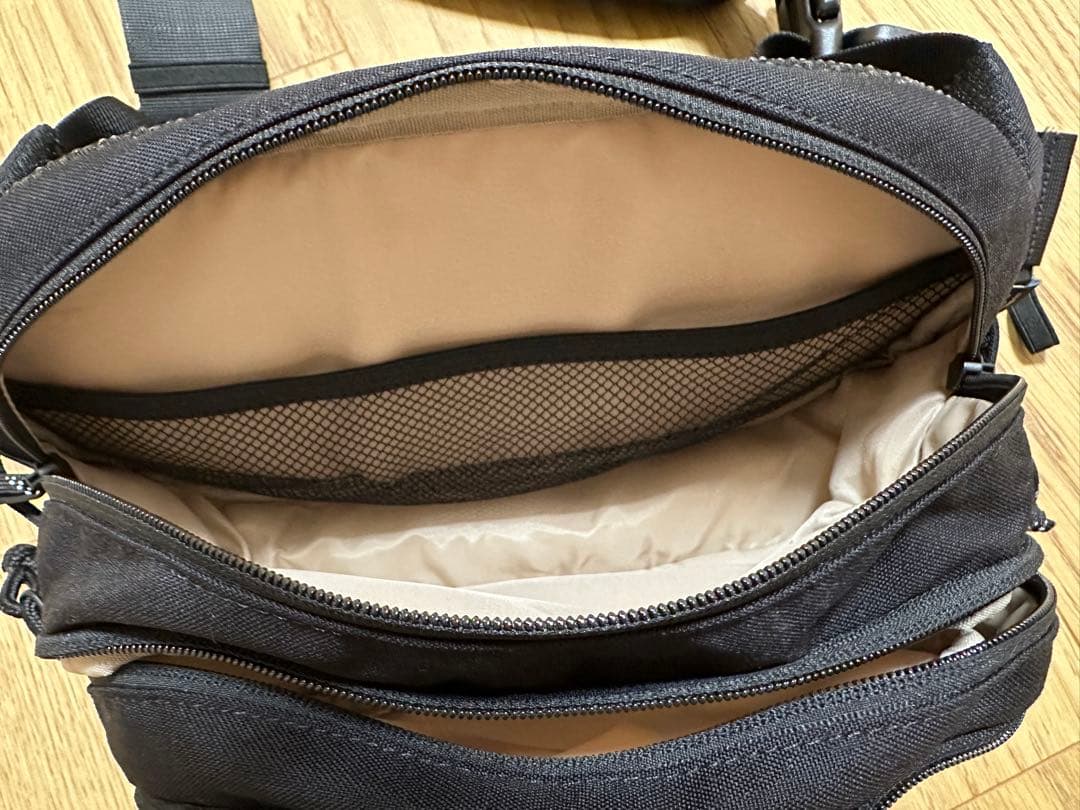 美品　Hugoo Dual Hip Seat（ブラック）