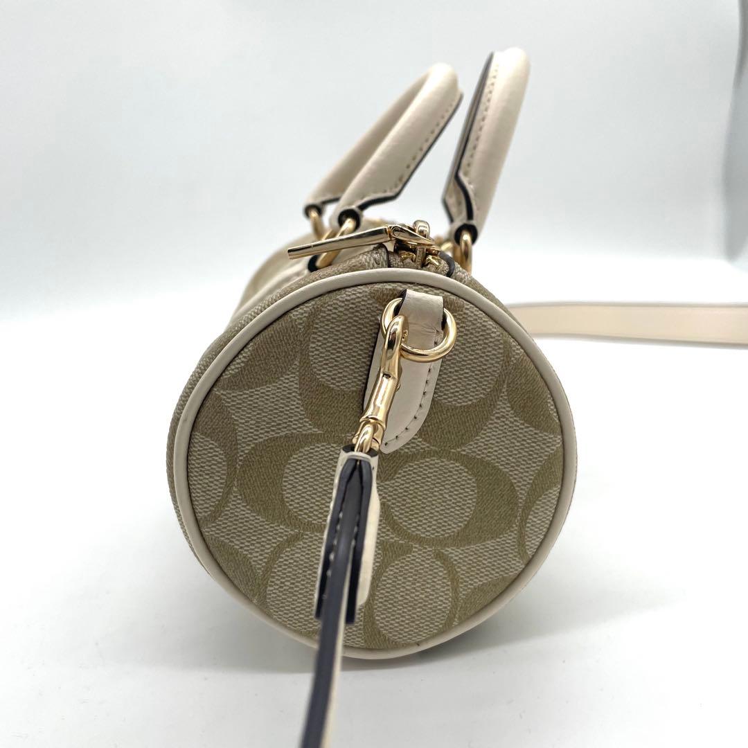 【未使用級】コーチ　2way バッグ　シグネチャー　PVC ホワイト　CK689