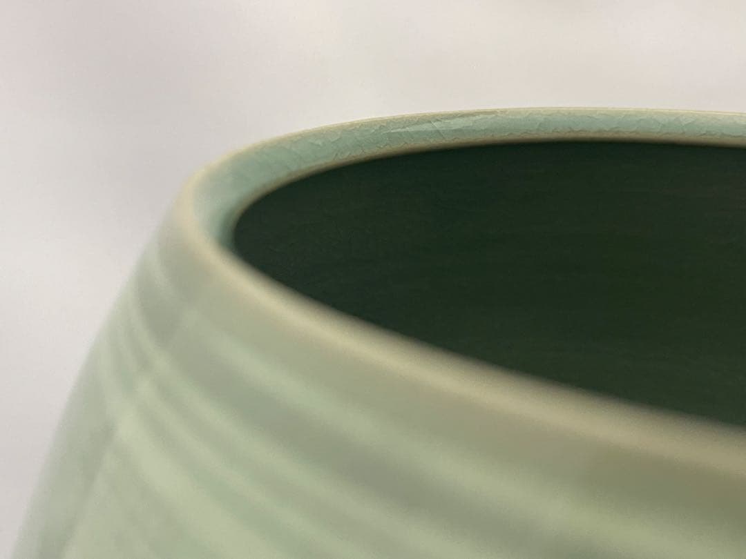 柳　海剛　高麗青磁象嵌印文　水指　茶道具　共箱　在銘