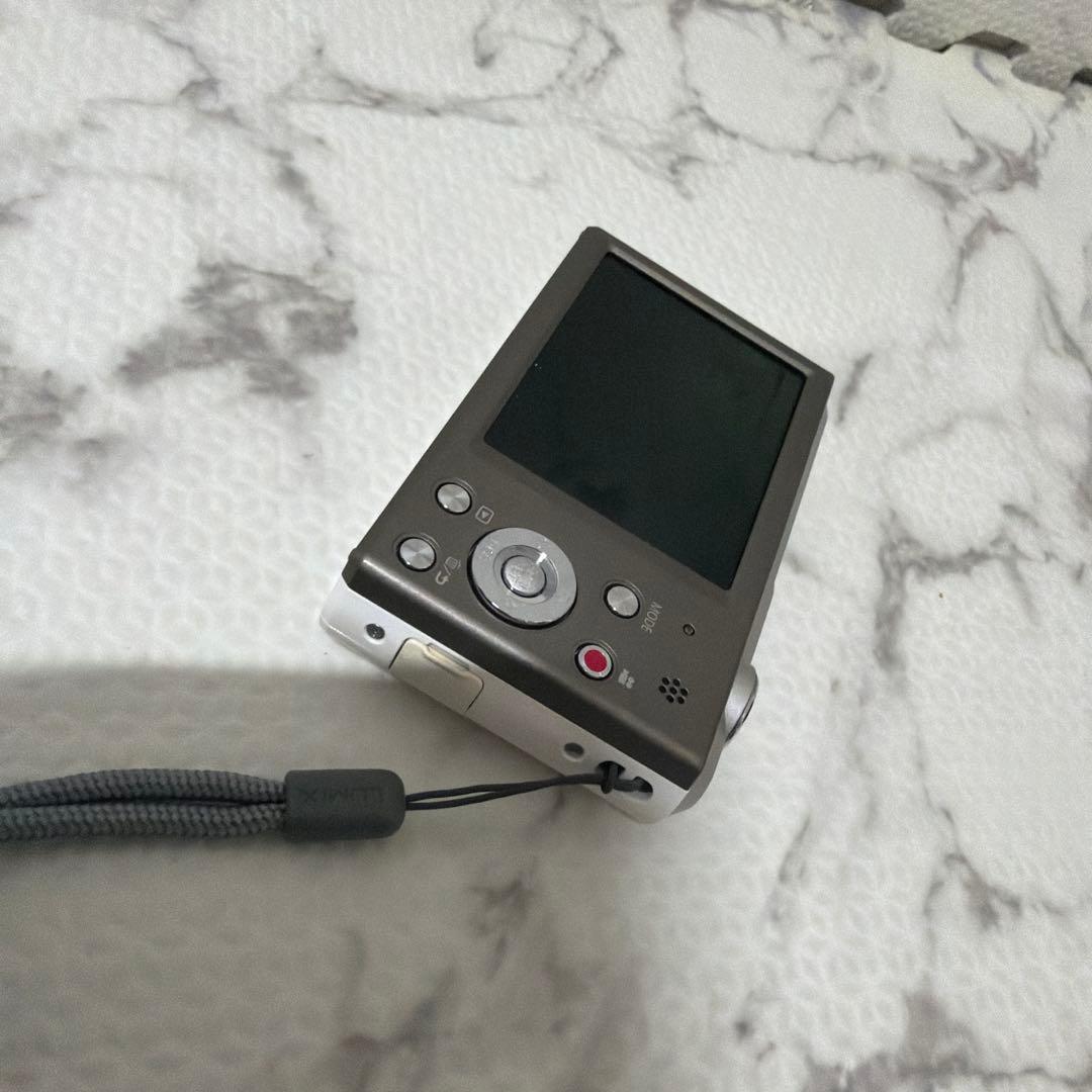 Panasonic DMC-SZ3 ホワイト　デジカメ