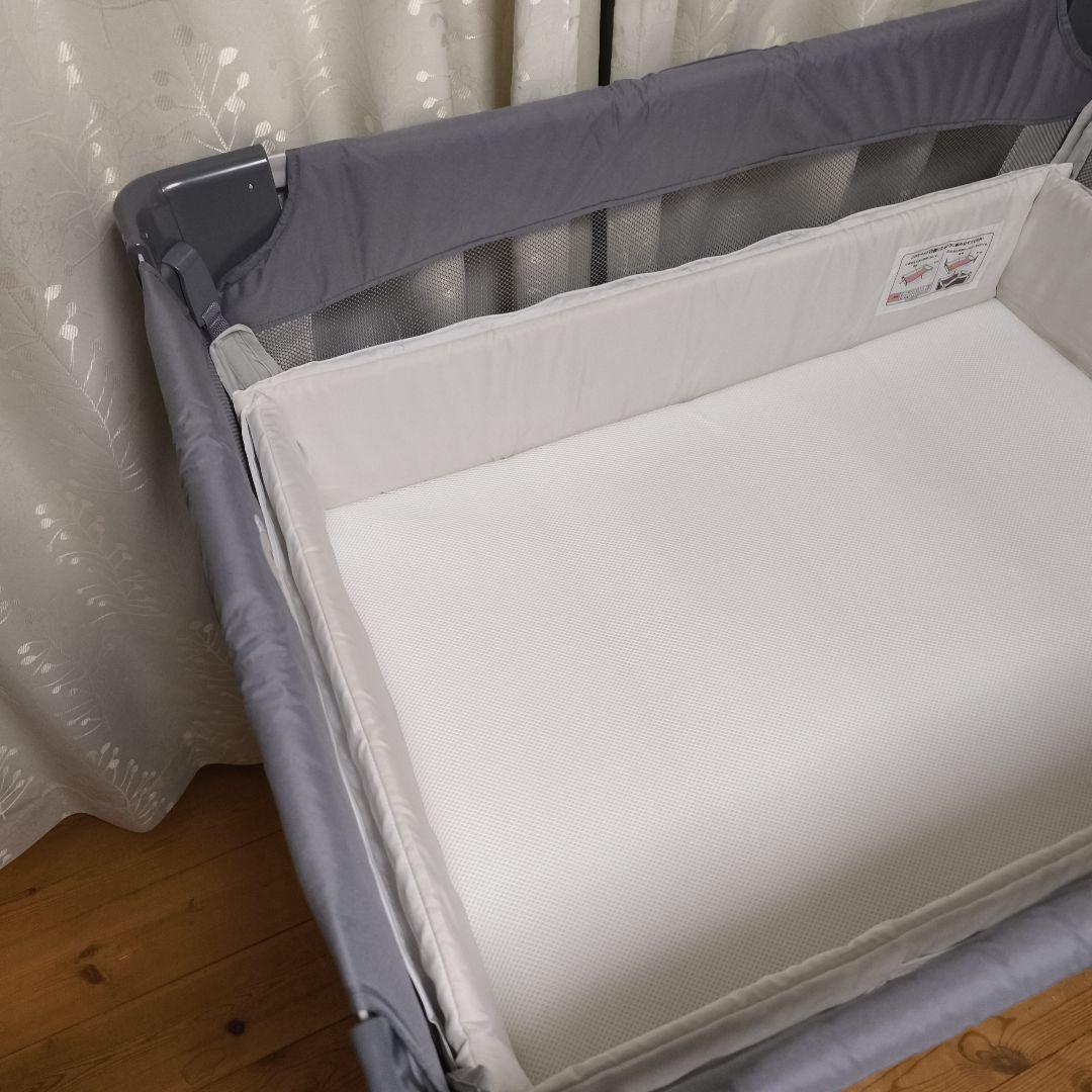 【美品】アップリカ ココネルエアーAB ベビーベッド グレーベアー