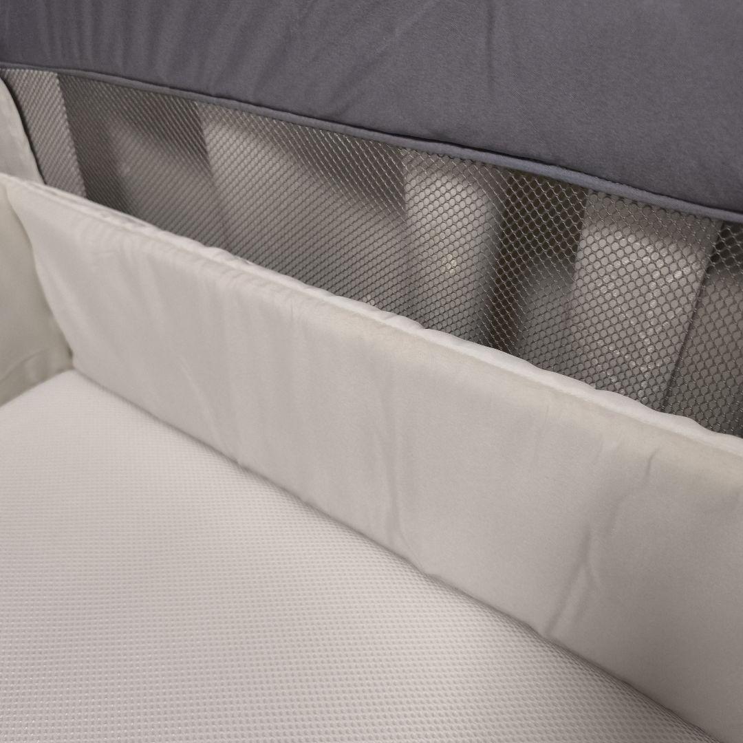 【美品】アップリカ ココネルエアーAB ベビーベッド グレーベアー