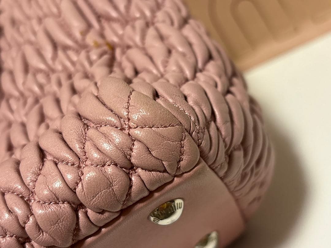 miumiu ナッパクリスタル バッグ ピンク