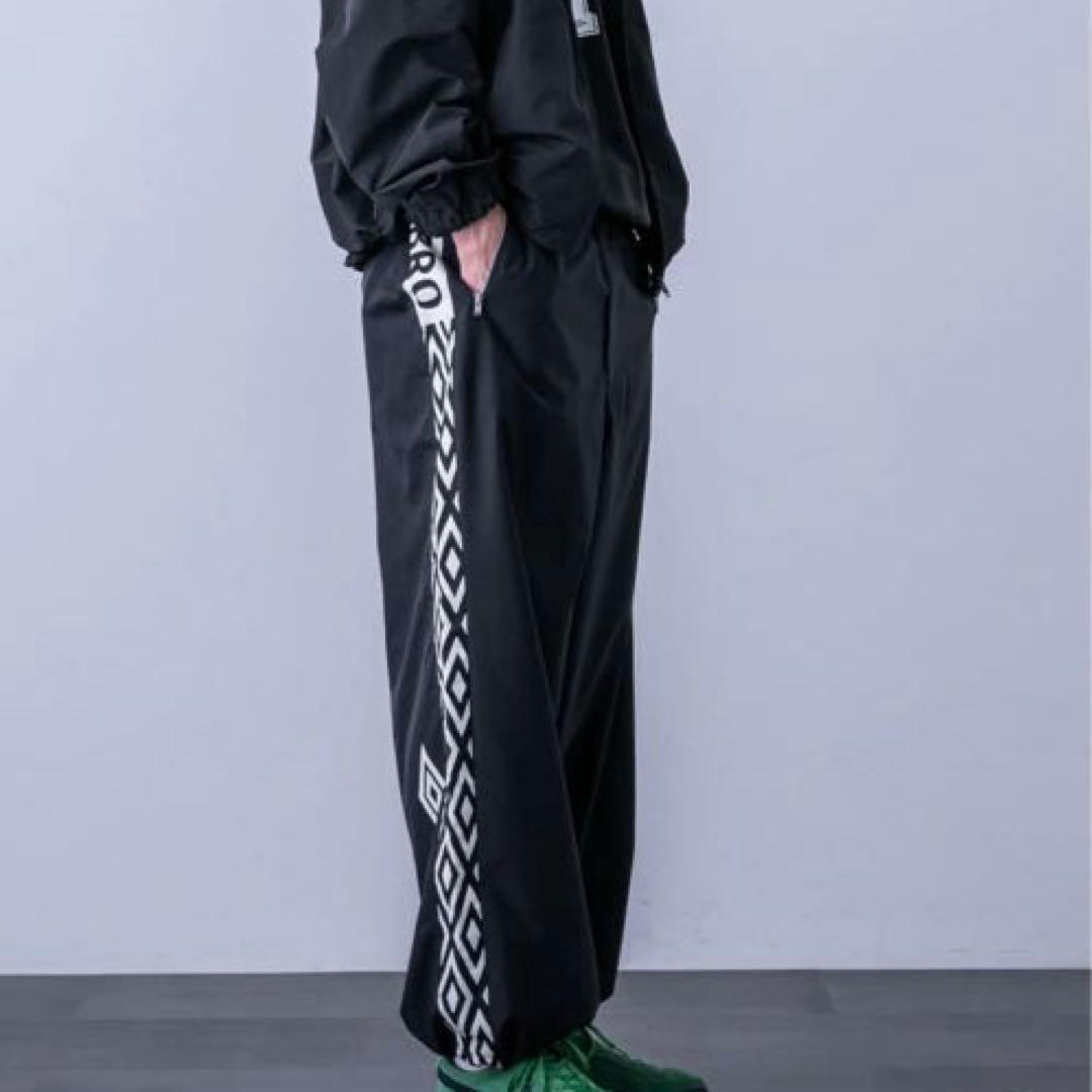 半額以下 UMBRO セットアップ 上下 HOTEL PALACE オテルパラス