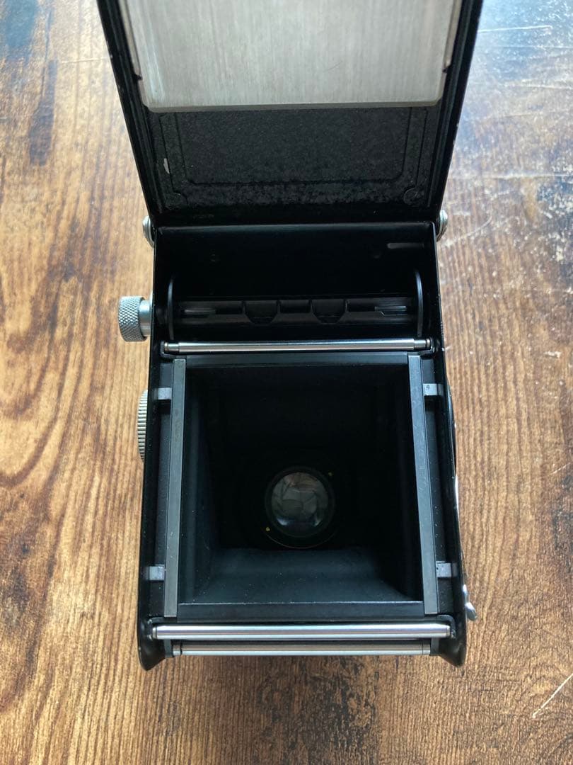 d*9様 ローライフレックス　3.5 メタルキャプ付き