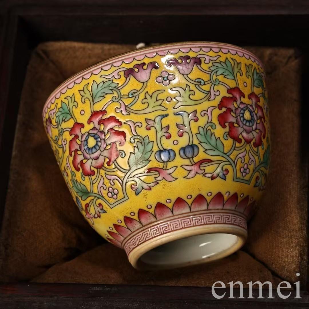 中国古美術・旧蔵乾隆年款・琺瑯彩・粉彩磁器小酒碗・茶碗・押し碗・純手描き・箱付き