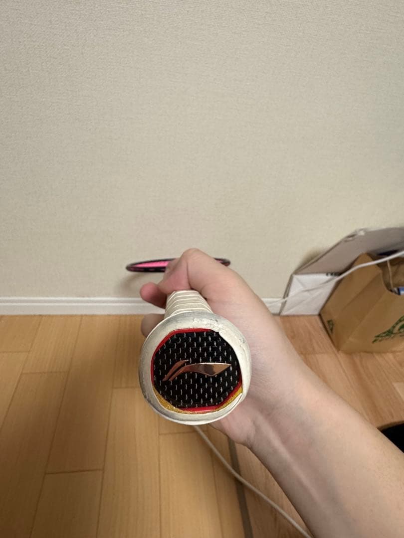 バドミントンラケット リーニン　AXFORCE80ケース付き