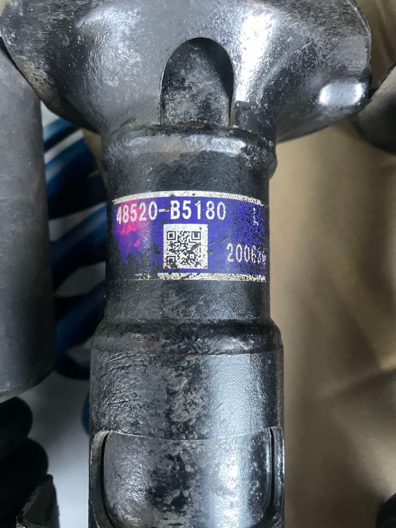 ハイゼットS321V純正ショック1台分　送料込