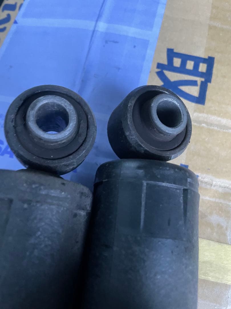 ハイゼットS321V純正ショック1台分　送料込