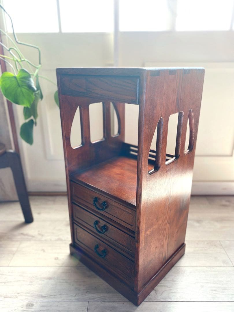 アンティーク　本棚　ケヤキ　箪笥　インテリア　昭和　レトロポップ　美品　無垢