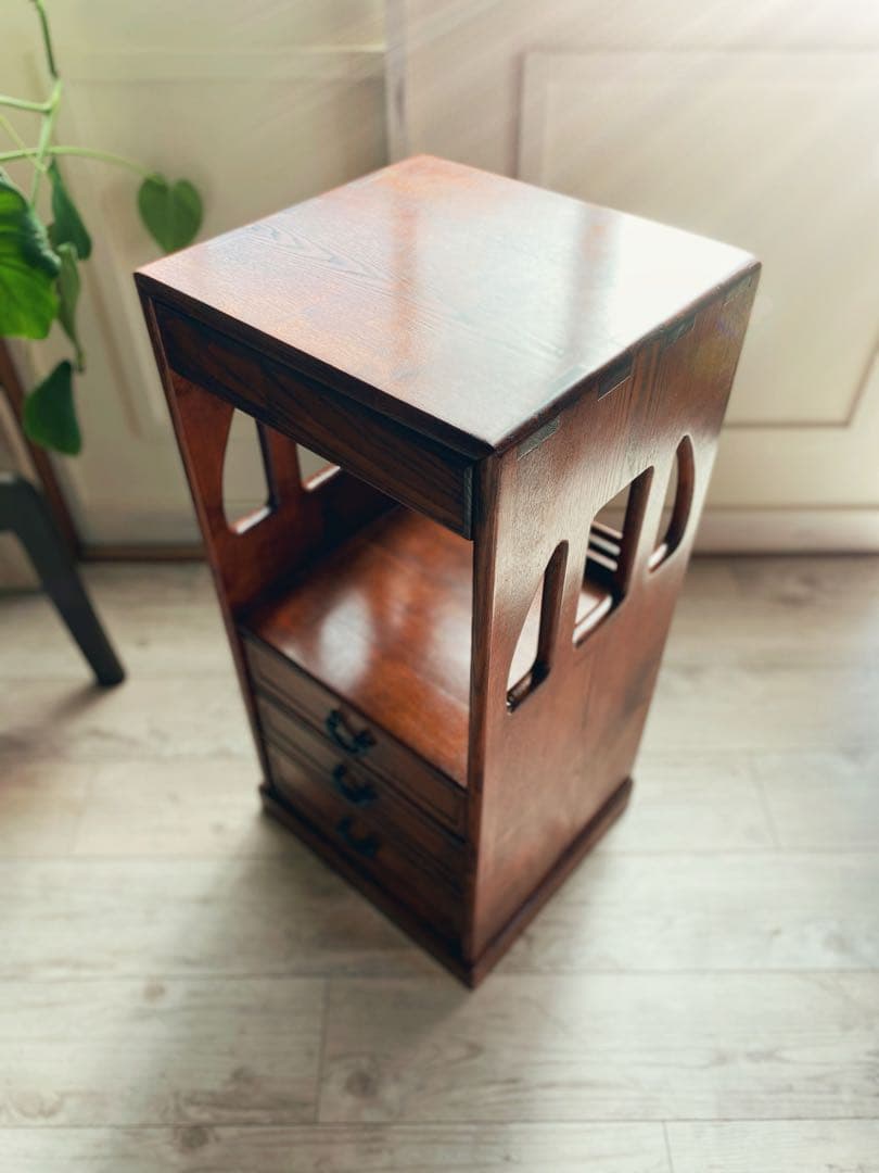 アンティーク　本棚　ケヤキ　箪笥　インテリア　昭和　レトロポップ　美品　無垢