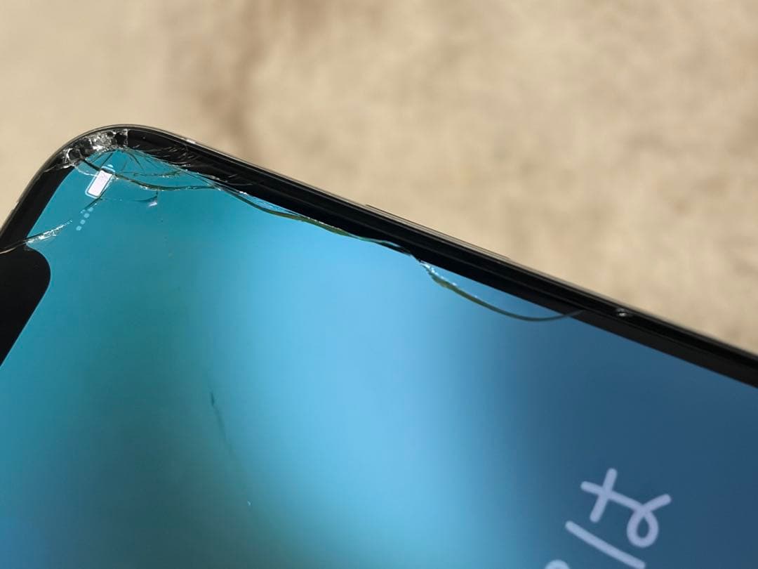 iPhone Xs 256GB シルバー