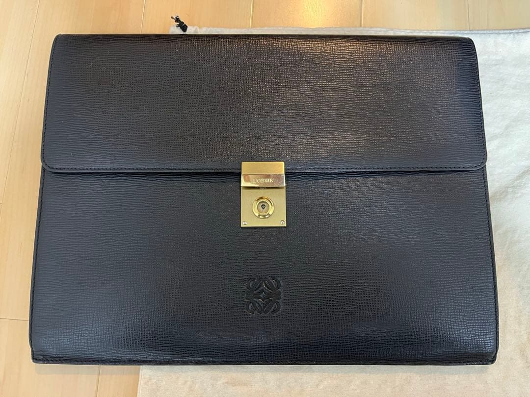 最終お値下げ！ロエベ LOEWEレザー ビジネスバッグ A4対応
