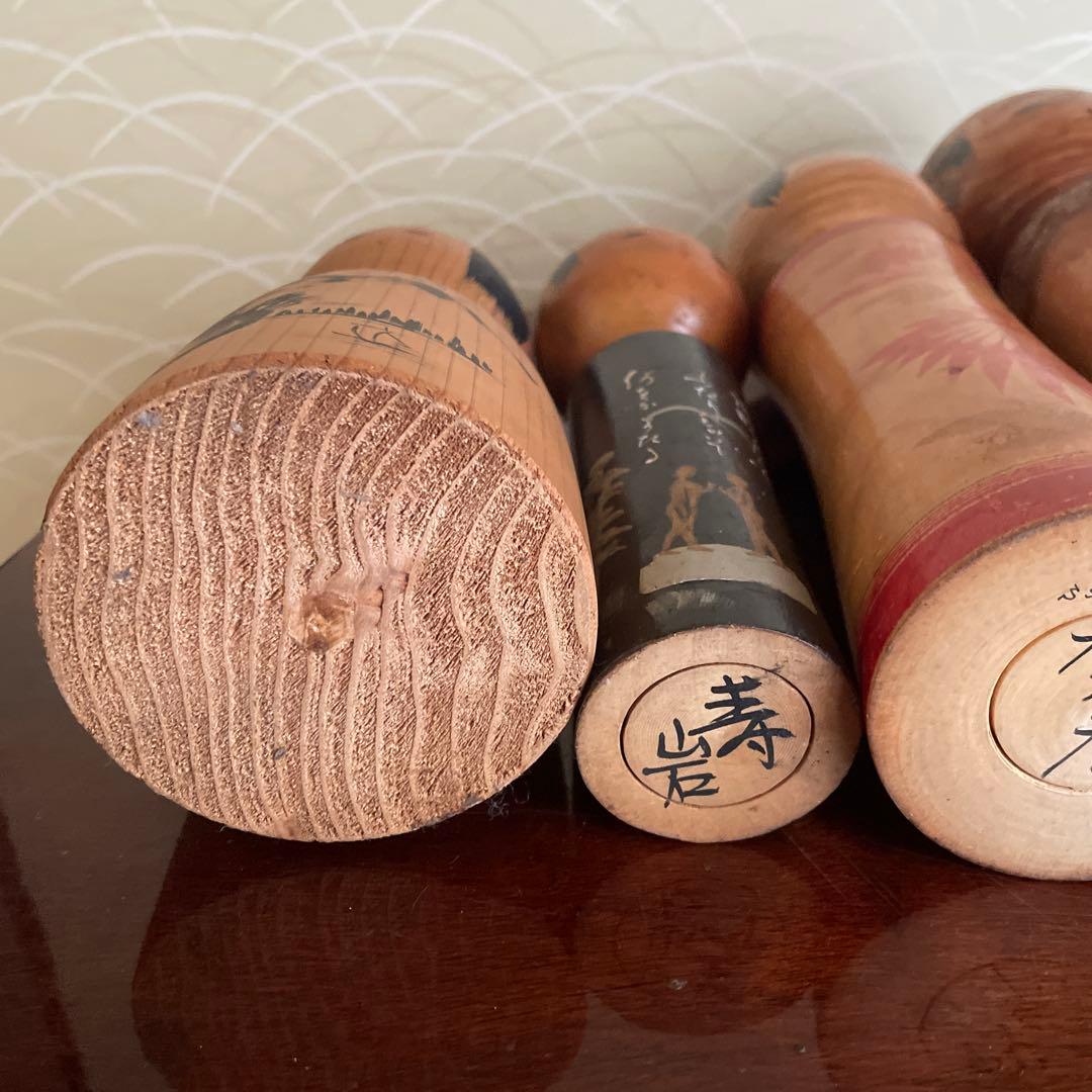 伝統的な手描き木製こけし