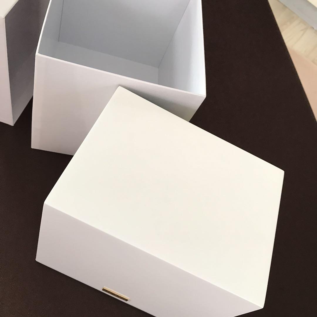 LAZY SUSAN ジュエリーボックス　ジュエリーケース　箱付き