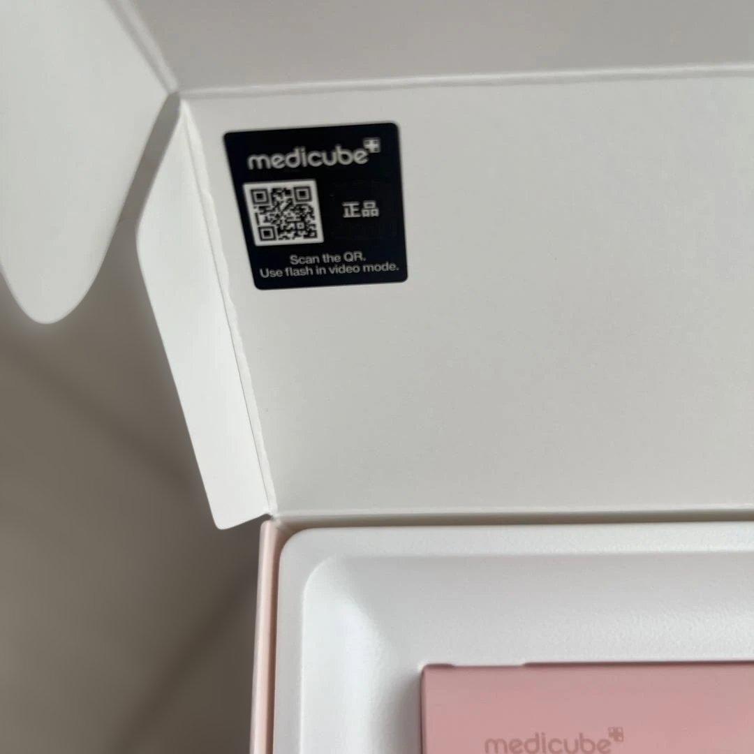 medicube 美顔器 スティック型 ピンク