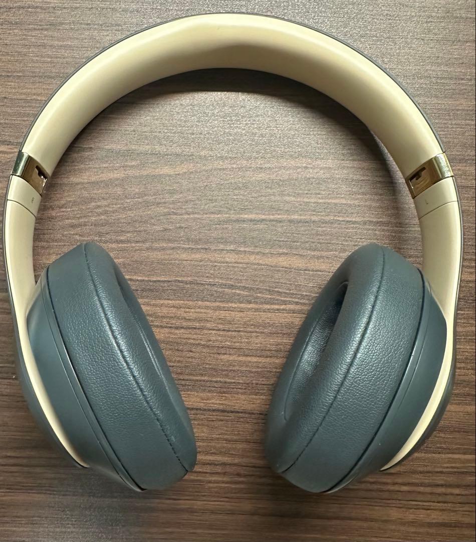 Beats Studio3 Wireless シャドーグレー　箱有り