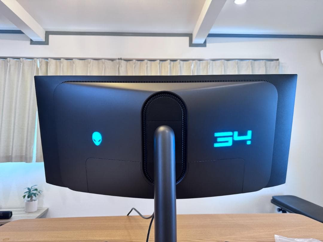 Dell Alienware 34 曲面 QD-OLED AW3423DWF