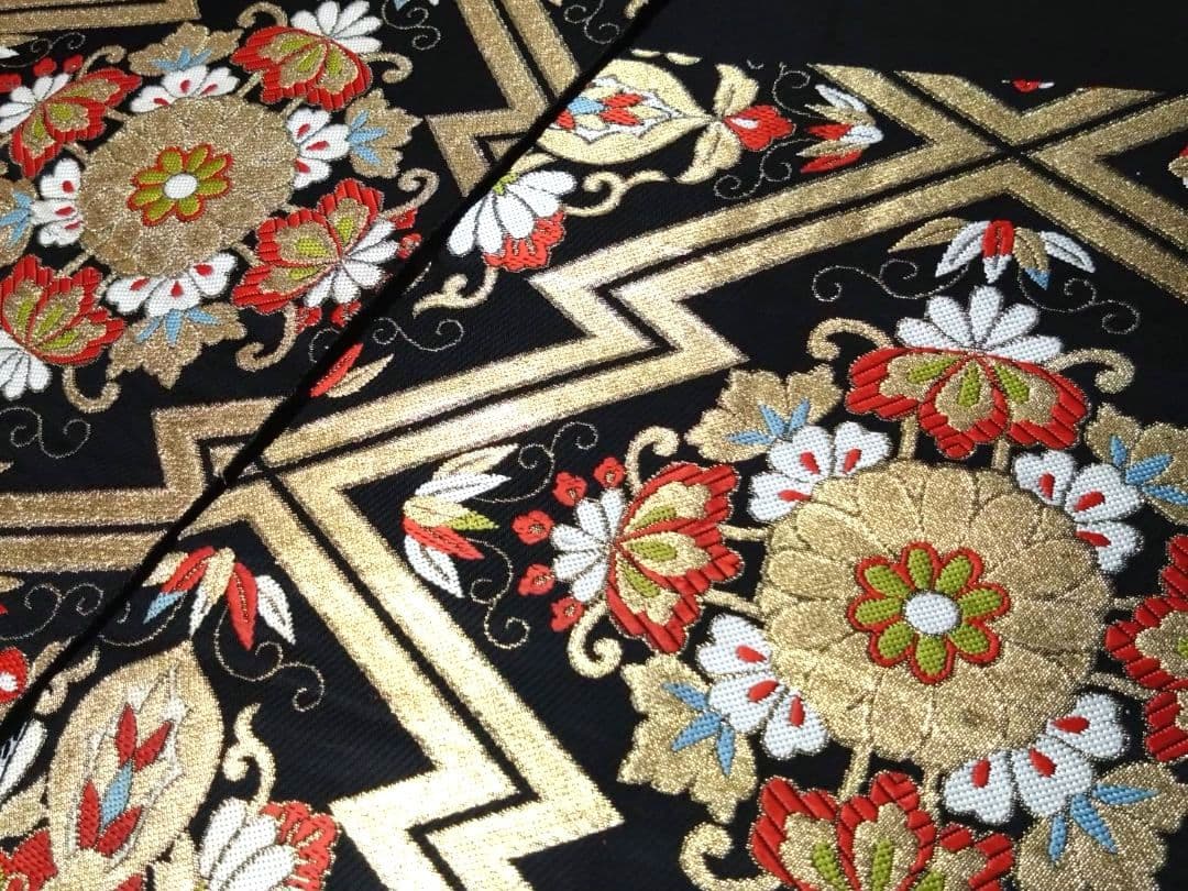 B233■豪華刺繍黒地正絹袋帯10本まとめ売り■着物/振袖/リメイク/バッグ■