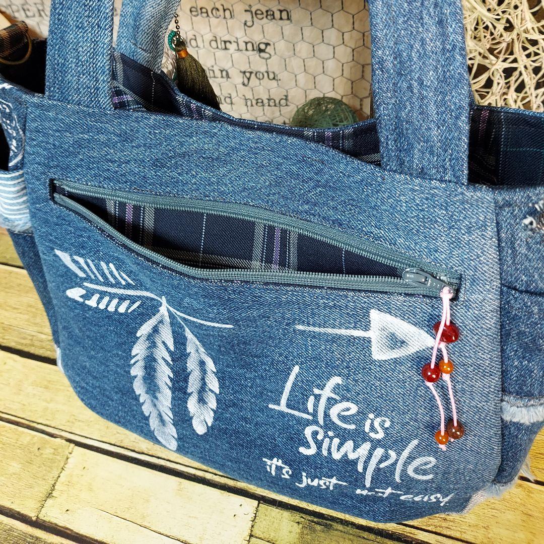 【Kura】刺繍デニムバック　No.650　デニムリメイク　刺繍バック