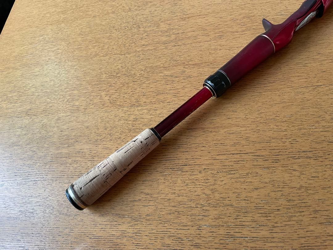 シマノ　ワールドシャウラ　1702r-2 スーパーレッド　ジャンク