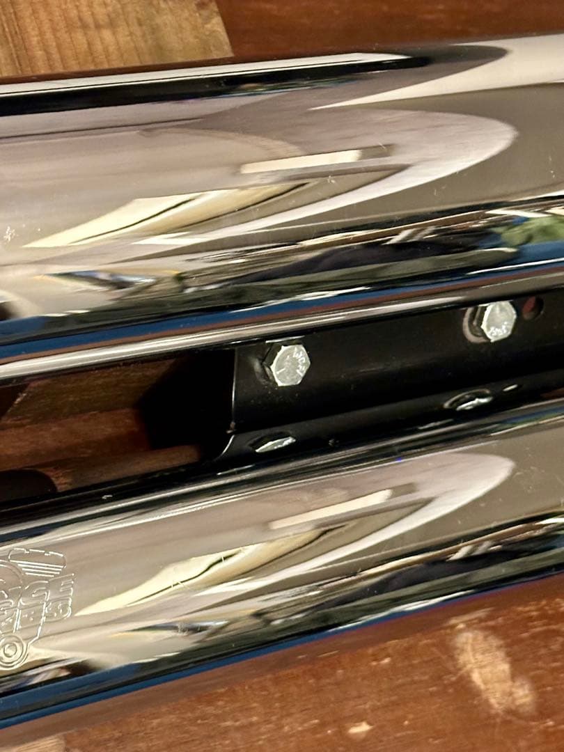 バンスアンドハインズ　Vance&Hines スリップオンマフラー　ハーレー