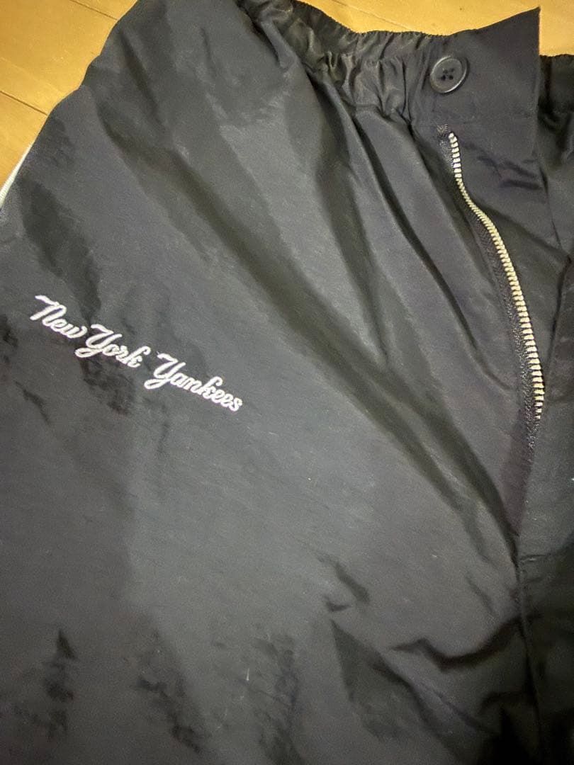 値下げ 美品 ニューヨーク・ヤンキース ジャージ上下セット L 黒