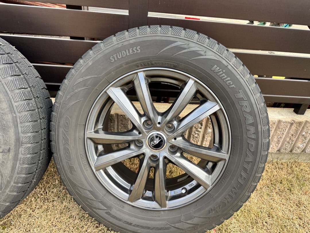 215/65R16 スタッドレス16インチ　アルファード・ヴェルファイア用