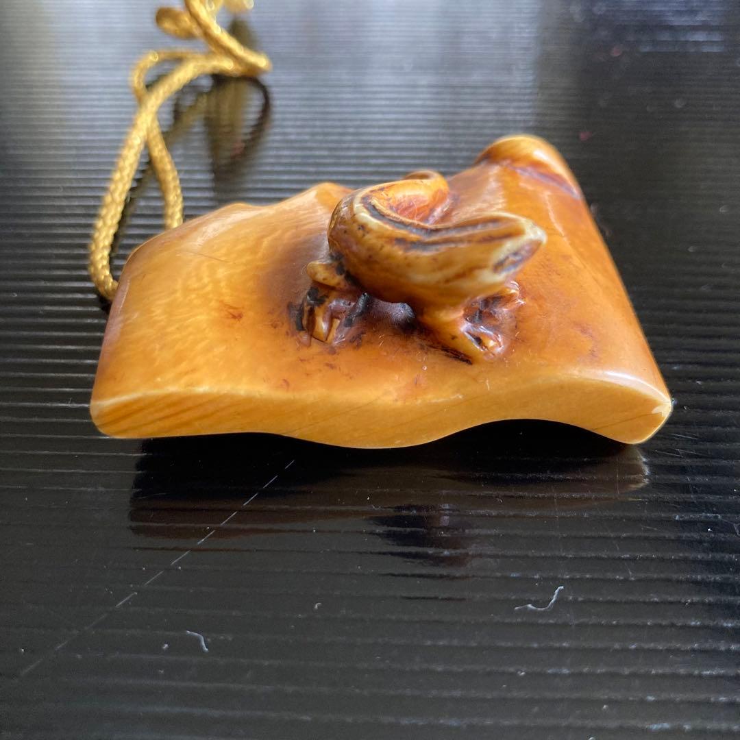根付け　ヤモリ　玉之銘　時代物　骨董品