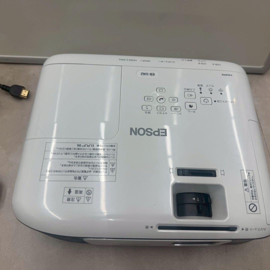 美品EPSON EB-U42 フルHD 3600lmWi-Fi対応