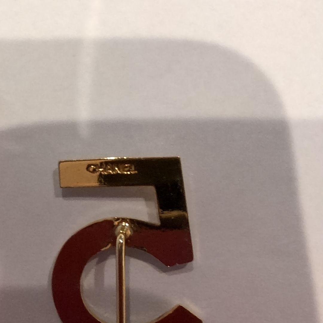 CHANEL ゴールド 数字5 ブローチ