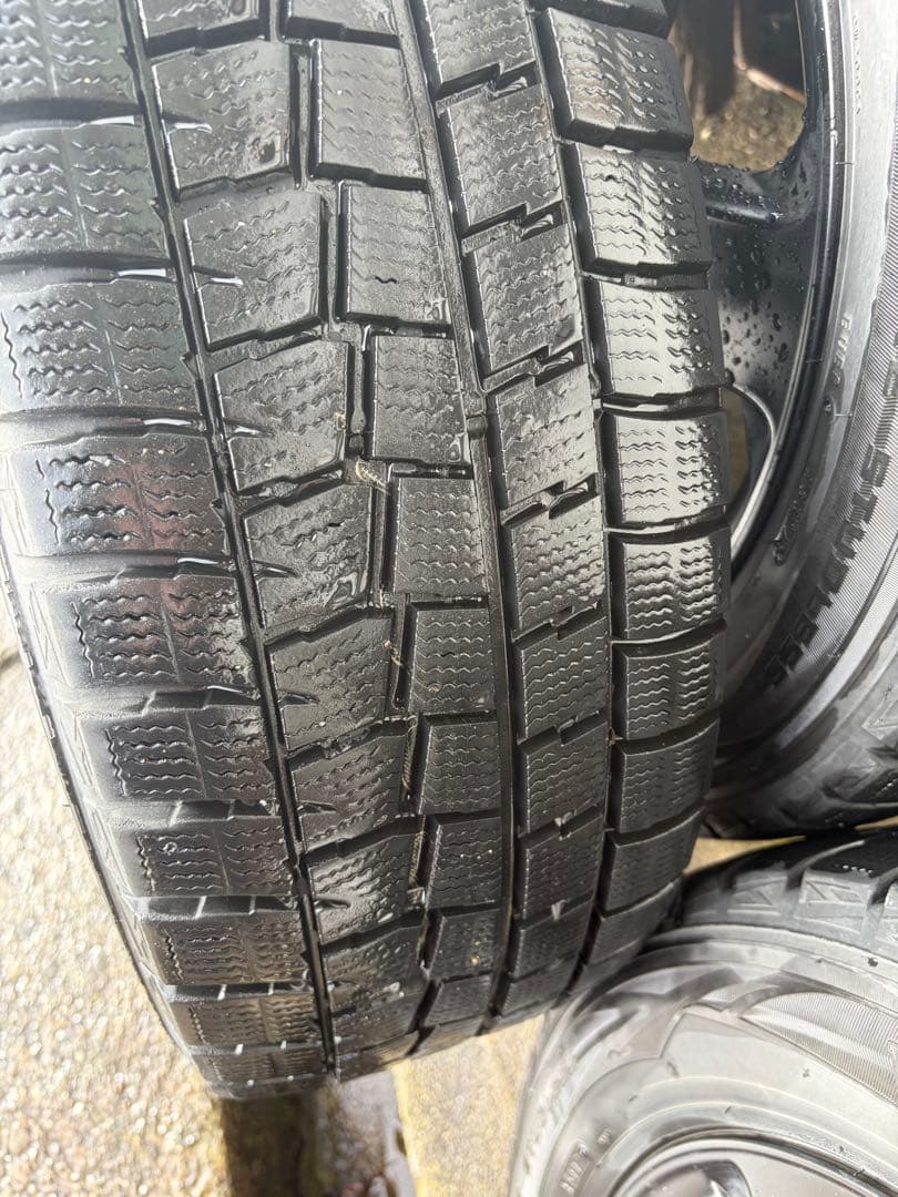 スタッドレスタイヤホイール４本セット　ダンロップ　　WM01 17インチ