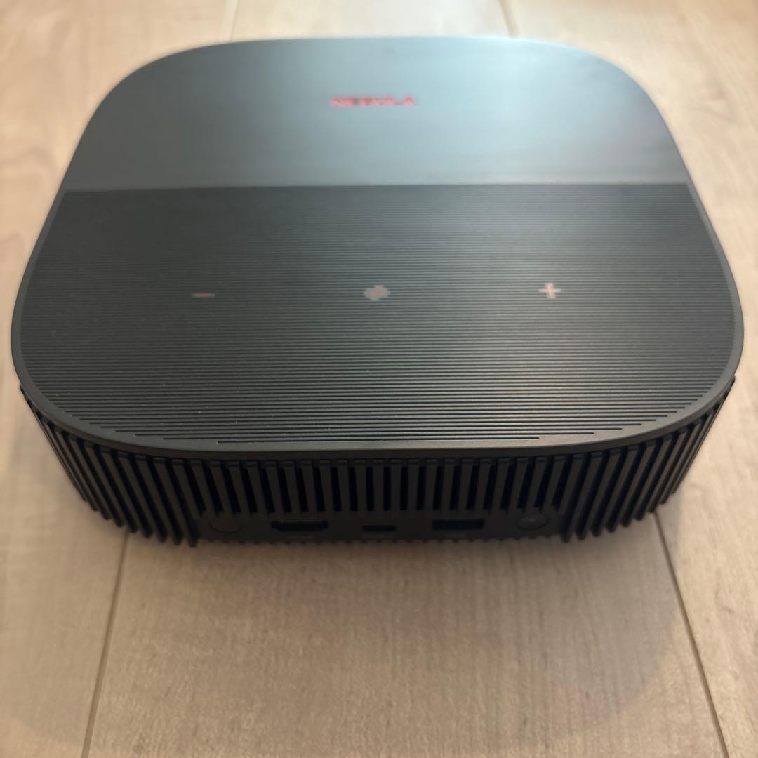 【ジャンク品】Anker NEBULA Vega Portable 本体