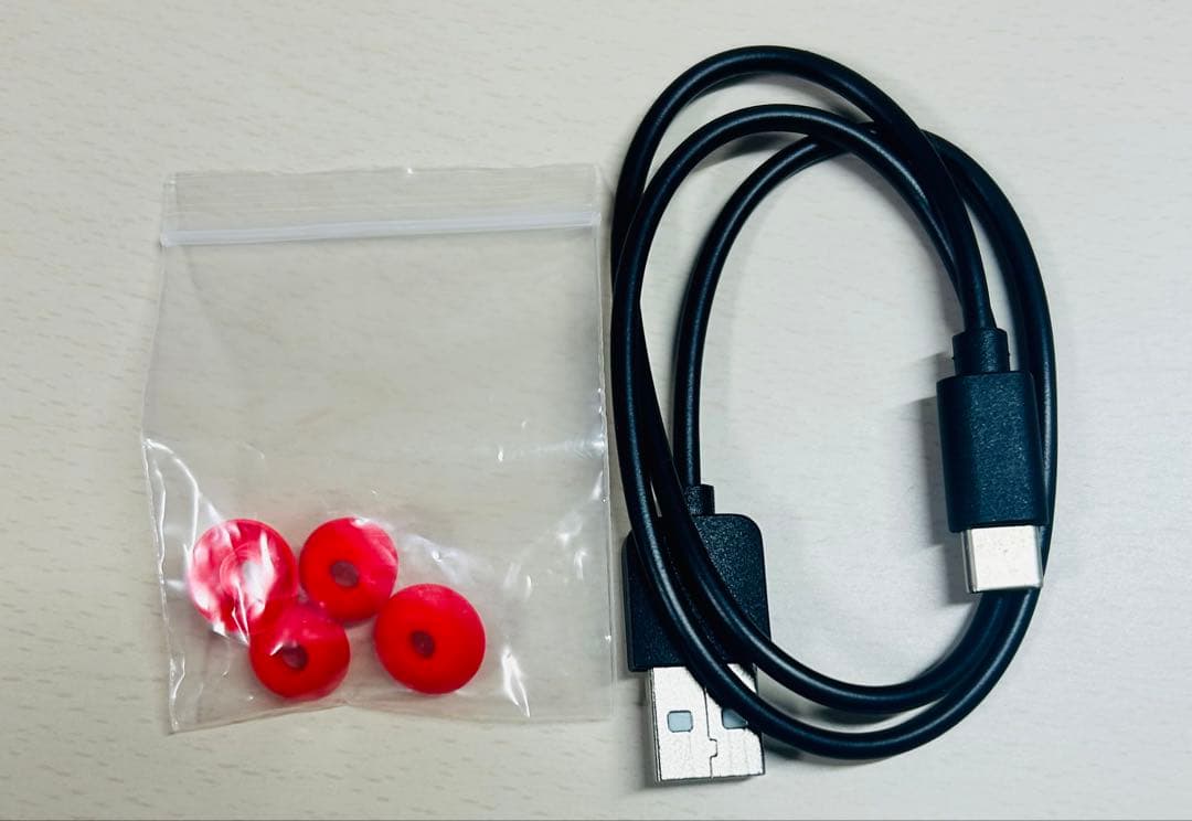 石川界人　イヤホン