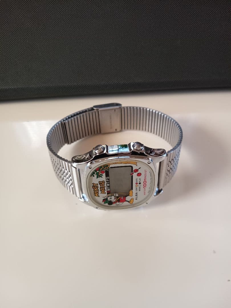 ALBA　デジタル腕時計　ミッキーマウス