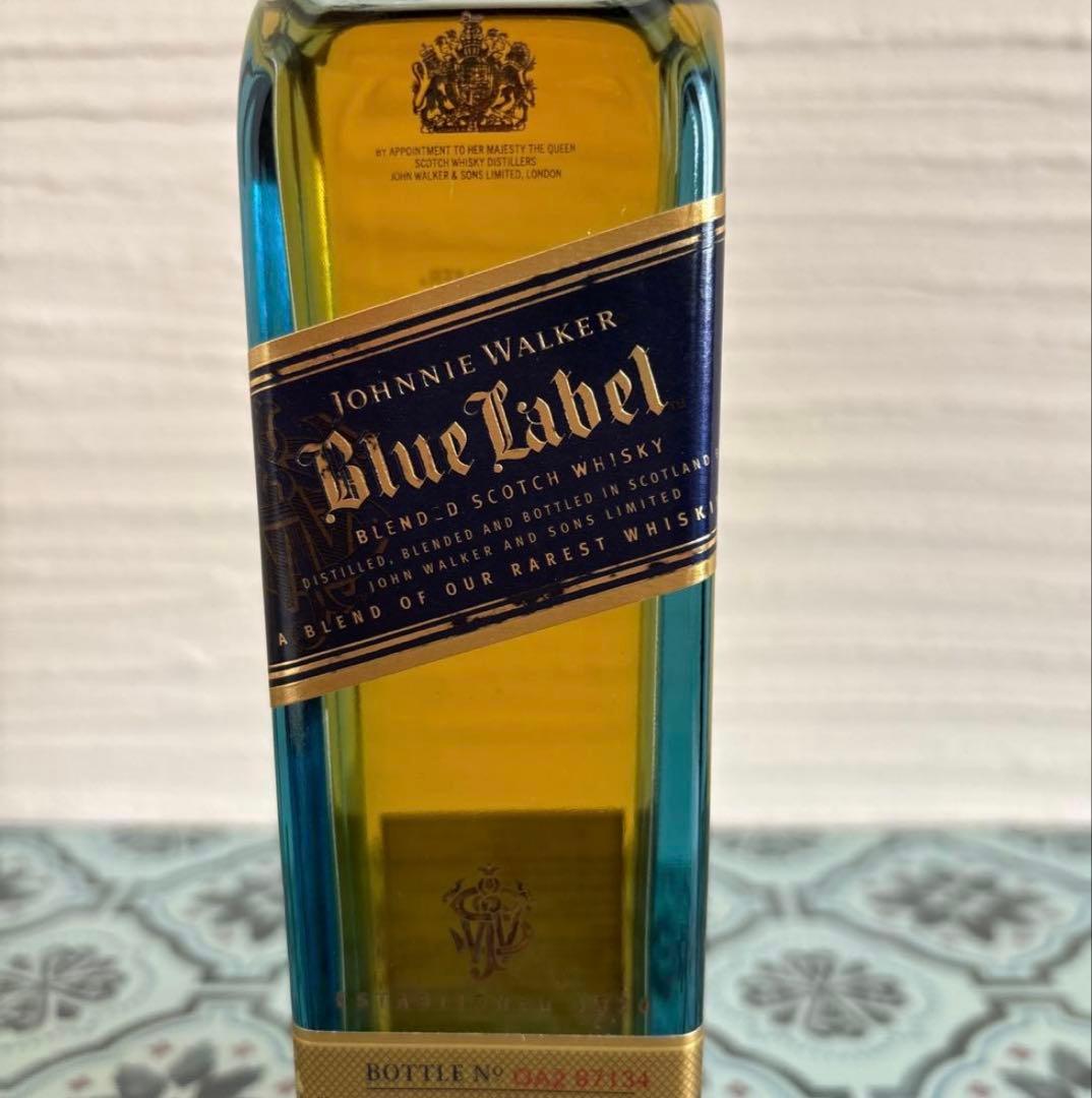 ☆未開封☆ ジョニー・ウォーカー ブルーラベル 200ml