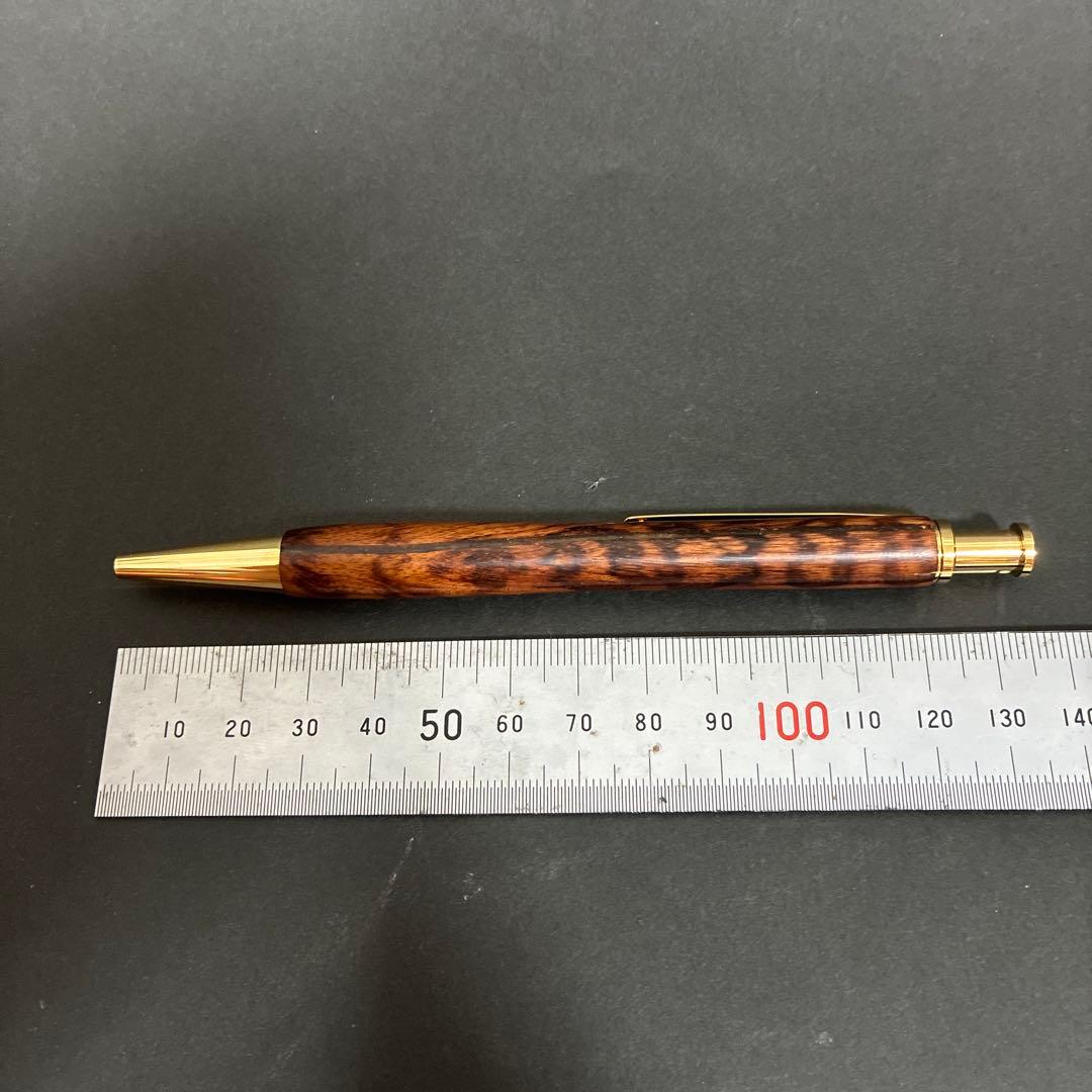 ハンドメイド木軸ボールペン　樹種《スネークウッド》　＊超希少材